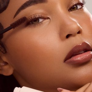 perfect strokes universal volumizing mascara brown